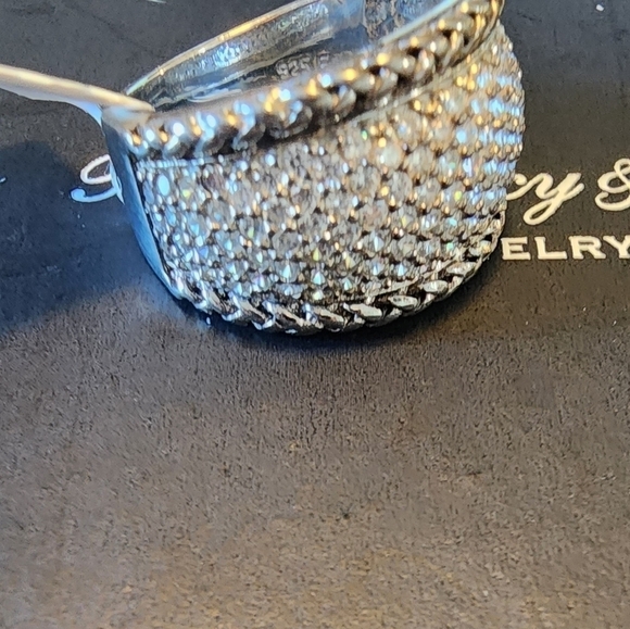 Cubic Zirconia Pavé Statement Ring in Sterling Silver size 7 - Picture 7 of 9